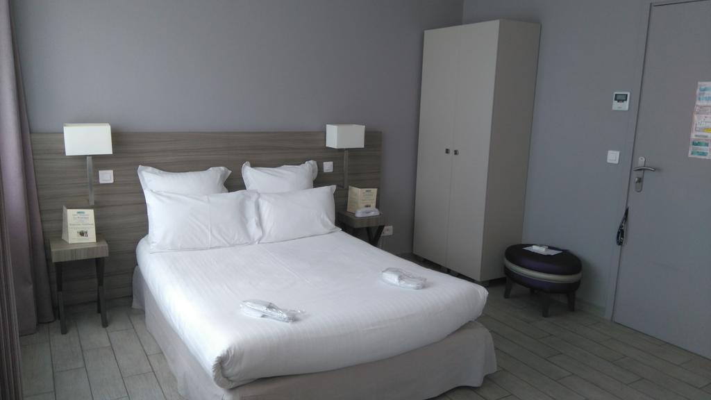 Le Poseidon Hotel ลาแซน-ซูร์-แมร์ ภายนอก รูปภาพ