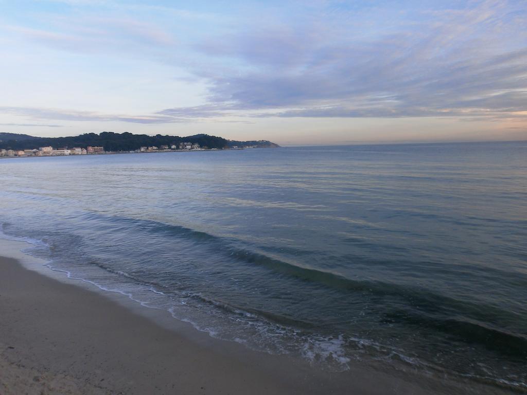 Le Poseidon Hotel ลาแซน-ซูร์-แมร์ ภายนอก รูปภาพ