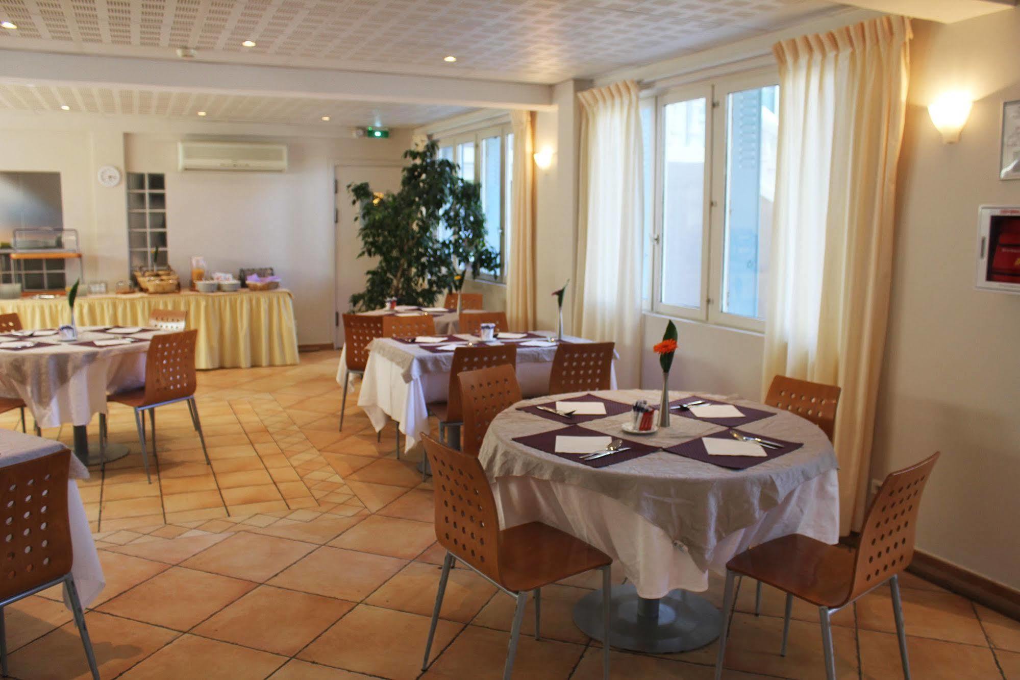 Le Poseidon Hotel ลาแซน-ซูร์-แมร์ ภายนอก รูปภาพ